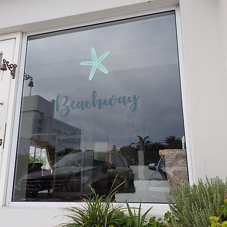 Beachway Guesthouse Port Elizabeth Bagian luar foto