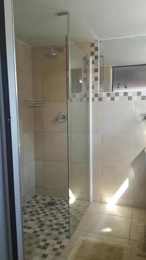 Beachway Guesthouse Port Elizabeth Bagian luar foto