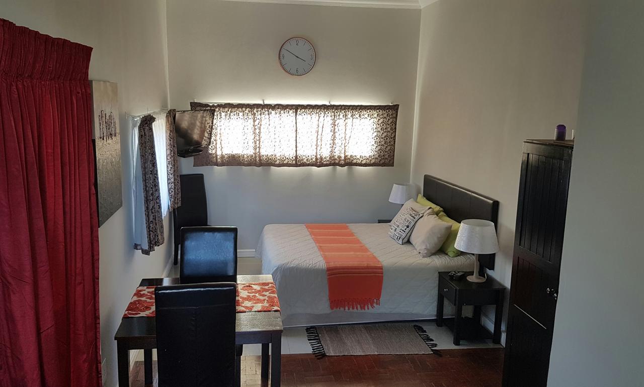 Beachway Guesthouse Port Elizabeth Bagian luar foto
