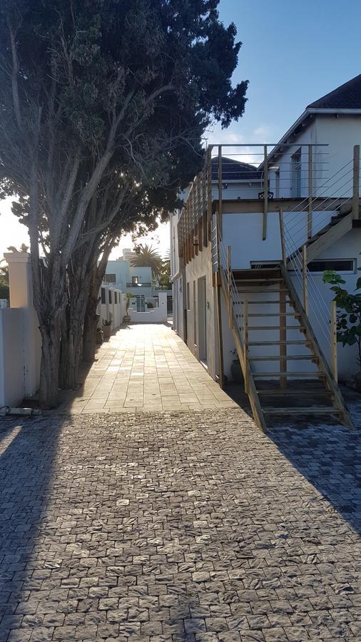 Beachway Guesthouse Port Elizabeth Bagian luar foto